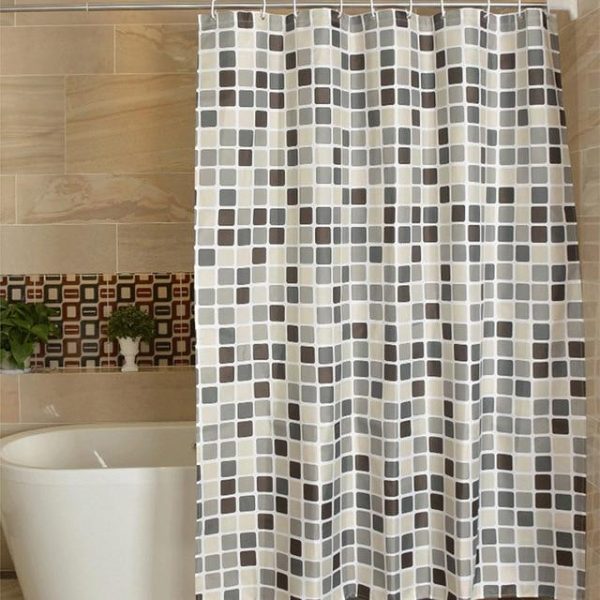 rideau de douche à carreaux